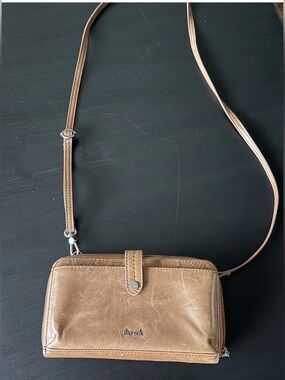 The Sak Iris Smartphone Zip Around Crossbody Purse/Wallet Brown Detachable Strap